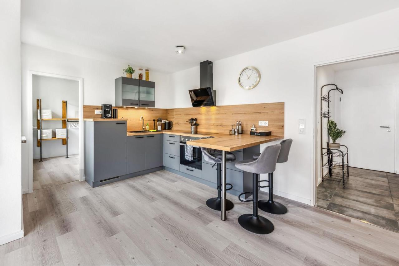Cityoase Im Zentrum Mit 24-7 Self Check-In, Wlan & Smart Tv Kiel Buitenkant foto